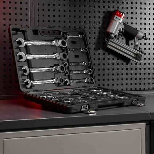 Набор ключей комбинированных, трещоточных шарнирных 13 шт. Matrix по ценам производителя в Екатеринбурге с доставкой по всей России