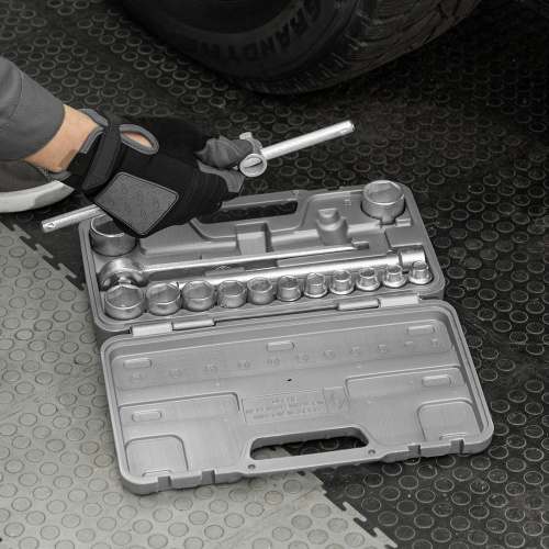 Набор шоферского инструмента № 2, пластиковый бокс (НИЗ) по ценам производителя в Екатеринбурге с доставкой по всей России