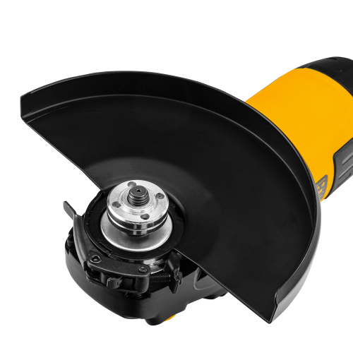 Машина шлифовальная угловая AG230-2400, 2400 Вт, 230 мм, 6000 об/мин Denzel по ценам производителя в Екатеринбурге с доставкой по всей России