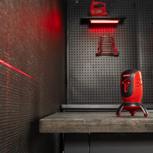 Лазерный уровень ML01T, дальность 10 м, точность ± 0,5 мм, / 1 м, длина волны 650 нм, проекция 1 вертикальная 1 горизонтальная плоскость, резьба под штатив 5/8" Matrix по ценам производителя в Екатеринбурге с доставкой по всей России