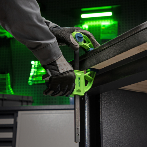 Струбцина F-образная, быстрозажимная, 150 х 70 х 360 мм, пластиковый корпус, фиксатор, двухкомпонентная рукоятка Сибртех по ценам производителя в Екатеринбурге с доставкой по всей России