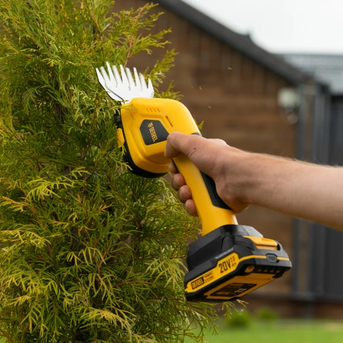 Ножницы-кусторез аккумуляторные GS-20, Li-Ion, 20 В Denzel по ценам производителя в Екатеринбурге с доставкой по всей России