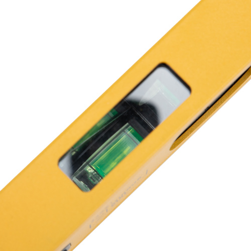 Уровень алюминиевый, магнит, фрезерованный, 3 глазка (1 зеркал.) 0,5 мм/м, 600 мм Denzel по ценам производителя в Екатеринбурге с доставкой по всей России