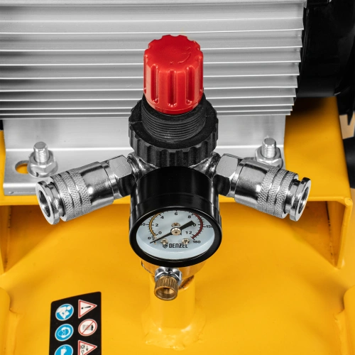 Компрессор воздушный рем. привод BCI 2200/100, 2,2 кВт, 100 литров, 420 л/мин Denzel по ценам производителя в Екатеринбурге с доставкой по всей России