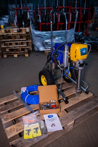 Окрасочный аппарат поршневой 320 бар, 3 кВт,  220 В TOR GD-1095 по ценам производителя в Екатеринбурге с доставкой по всей России