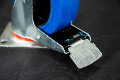 Колесо поворотное резина SRCLb 63 160 мм с тормозом (F) по ценам производителя в Екатеринбурге с доставкой по всей России