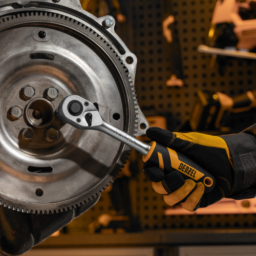 Ключ-трещотка 1/2", 90 зубьев, с быстрым сбросом, CrV Denzel по ценам производителя в Екатеринбурге с доставкой по всей России