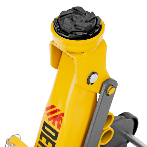 Домкрат гидравлический подкатной с фиксатором, 2 т, 130-330 мм, в кейсе Denzel по ценам производителя в Екатеринбурге с доставкой по всей России