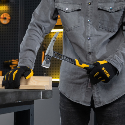 Молоток каменщика 680 г, цельнокованый, двухкомпонентная обрезиненная рукоятка Denzel по ценам производителя в Екатеринбурге с доставкой по всей России