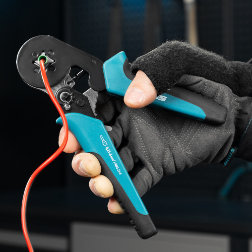 Клещи (пресс-клещи) для обжима наконечников электропроводов с сечением 0.25-8 мм2 Gross по ценам производителя в Екатеринбурге с доставкой по всей России