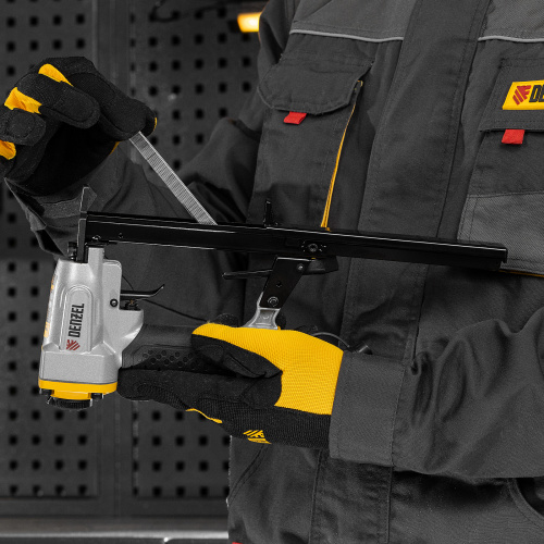 Степлер пневматический PS8016 для прямоугольных скоб 21GA от 6 до 16 мм Denzel по ценам производителя в Екатеринбурге с доставкой по всей России