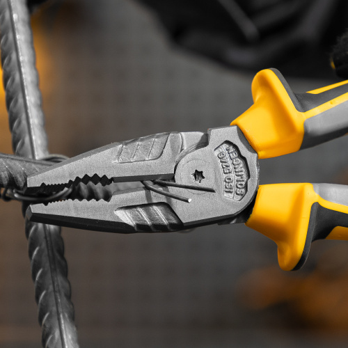 Плоскогубцы комбинированные 205 мм, трехкомпонентные рукоятки Denzel по ценам производителя в Екатеринбурге с доставкой по всей России