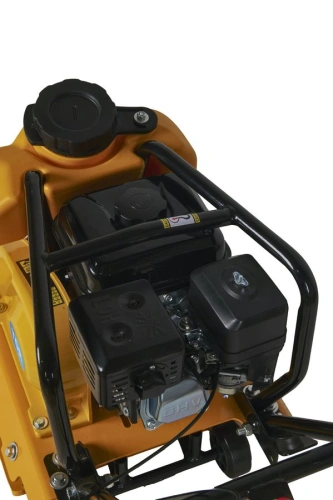 Виброплита 80 кг, 15кН (Lifan) бак, колесный комплект TOR C-80T по ценам производителя в Екатеринбурге с доставкой по всей России