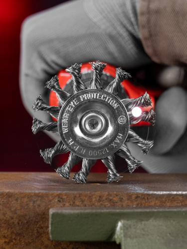 Щетка для дрели, 75 мм, плоская со шпилькой, крученая металлическая проволока Matrix по ценам производителя в Екатеринбурге с доставкой по всей России