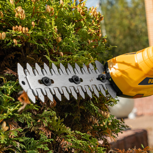 Ножницы-кусторез с телескопической штангой аккумуляторные G801E с акк. 7.2В Li-Ion 1.5 Ач Denzel по ценам производителя в Екатеринбурге с доставкой по всей России