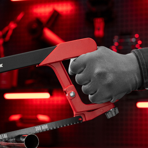 Ножовка по металлу, 300 мм, биметаллическое полотно, обрезиненная рукоятка Matrix по ценам производителя в Екатеринбурге с доставкой по всей России