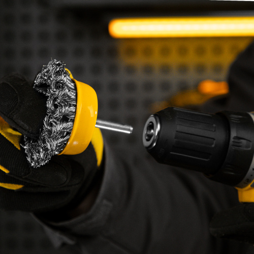 Щетка для дрели, 65 мм, Чашка, со шпилькой, нержавеющая крученая проволока Denzel по ценам производителя в Екатеринбурге с доставкой по всей России