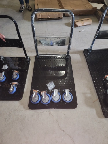 Тележка платформенная 650 кг TOR PH650 (890x590) со складной ручкой (пластиковые колеса 125 мм) по ценам производителя в Екатеринбурге с доставкой по всей России