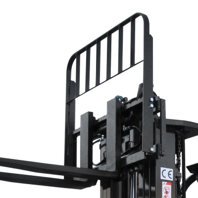 Электрический погрузчик YETT CPD15-A3H4-M-M300-3W по ценам производителя в Екатеринбурге с доставкой по всей России