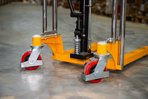 Штабелер гидравлический 0,4 т 1,5 м TOR PF4150R для рулонов по ценам производителя в Екатеринбурге с доставкой по всей России