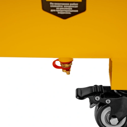 Компрессор безмасляный, малошумный DLS 1800/100,1800 Вт, 3x600, 100 л, 345 л/мин Denzel по ценам производителя в Екатеринбурге с доставкой по всей России