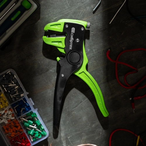 Щипцы для зачистки электропроводов, сечением: 0.2-3.5 мм2, функция обрезания проводов Сибртех по ценам производителя в Екатеринбурге с доставкой по всей России