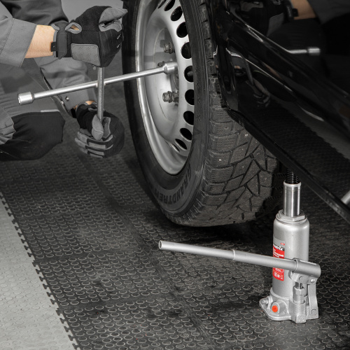 Домкрат гидравлический бутылочный, 5 т, высота подъема 216-413 мм Matrix по ценам производителя в Екатеринбурге с доставкой по всей России