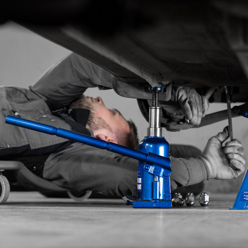 Домкрат гидравлический бутылочный телескопический, 4 т, H подъема 170-420 мм Stels по ценам производителя в Екатеринбурге с доставкой по всей России