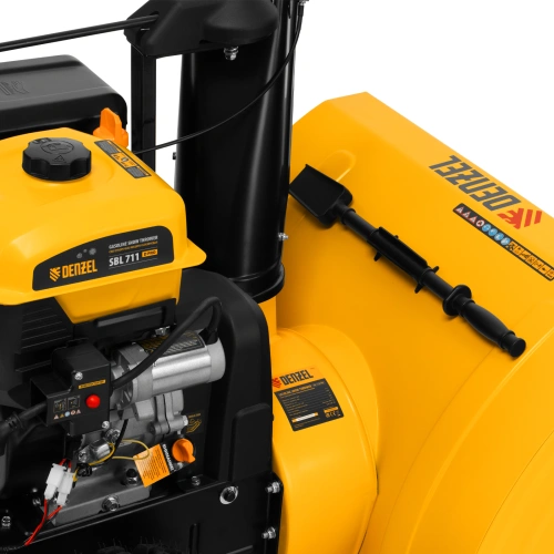 Бензиновая снегоуборочная машина SBL 711D PRO, 302cc, эл.старт, фара, обогрев, блок. дифф. Denzel по ценам производителя в Екатеринбурге с доставкой по всей России