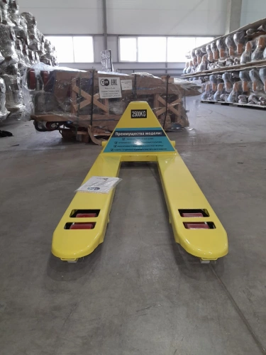 Тележка гидравлическая 2500 кг 1150 мм полиуретановые колеса TOR AC (серия J) по ценам производителя в Екатеринбурге с доставкой по всей России