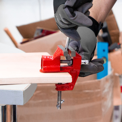 Тиски, 75 мм, крепление для стола Sparta по ценам производителя в Екатеринбурге с доставкой по всей России