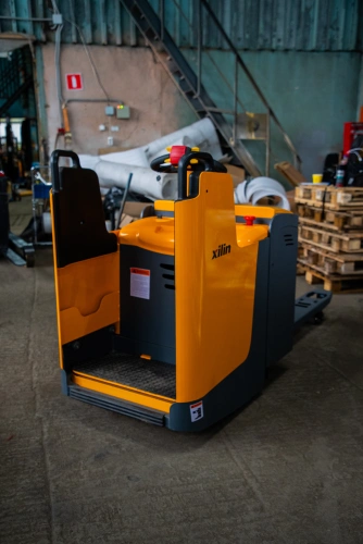 Тележка электрическая 2000 кг 1150 мм XILIN CBD20L с закрытой платформой 24/280 В/Ач по ценам производителя в Екатеринбурге с доставкой по всей России