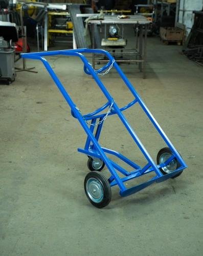 Тележка для баллонов пропан + кислород TOR ТГК-П, 2 баллона (250 резина + 160 поворотное) по ценам производителя в Екатеринбурге с доставкой по всей России