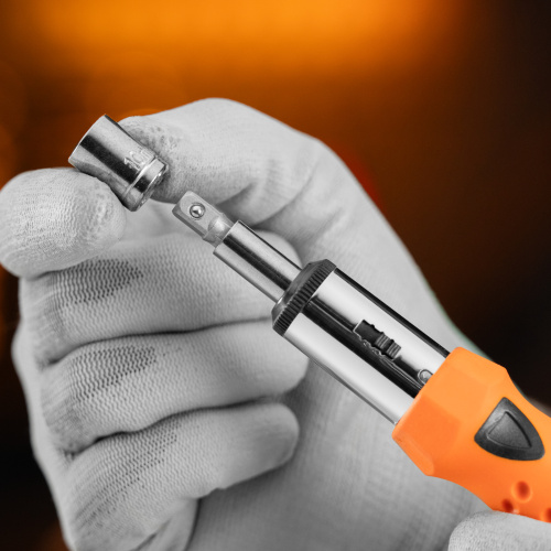 Отвертка реверсивная, биты, головки торцевые, 14 шт, Sparta по ценам производителя в Екатеринбурге с доставкой по всей России