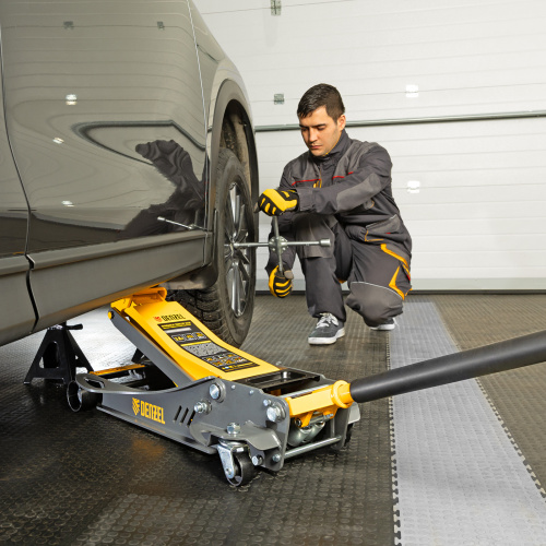 Домкрат гидравлический подкатной, 3,8 т, 110-580 мм, быстрый подъем, низкий подхват, проф. Denzel по ценам производителя в Екатеринбурге с доставкой по всей России