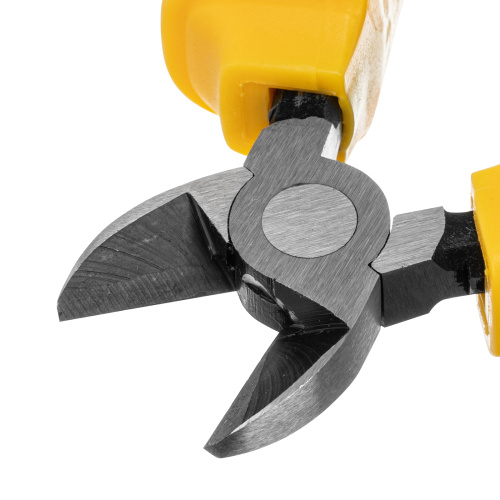 Набор диэлектрического инструмента, 4 предмета Matrix по ценам производителя в Екатеринбурге с доставкой по всей России