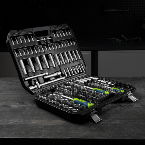 Набор инструментов, 1/2", 3/8", 1/4", пластиковый кейс 172 предм. Сибртех по ценам производителя в Екатеринбурге с доставкой по всей России