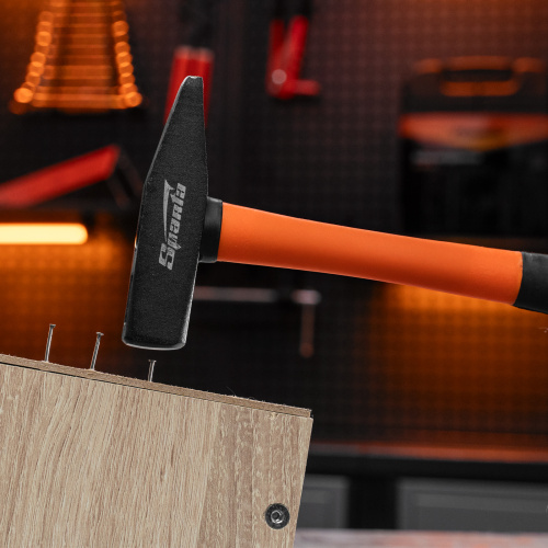 Молоток слесарный, 400 г, фибергласовая обрезиненная рукоятка Sparta по ценам производителя в Екатеринбурге с доставкой по всей России