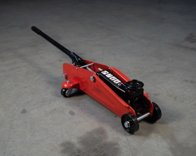 Домкрат подкатной TOR 2,0 т 135-330MM LT-FJ820012 по ценам производителя в Екатеринбурге с доставкой по всей России