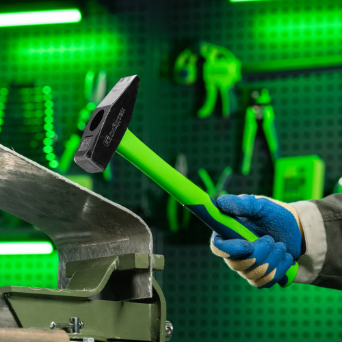 Молоток слесарный, 800 г, фибергласовая обрезиненная рукоятка Сибртех по ценам производителя в Екатеринбурге с доставкой по всей России