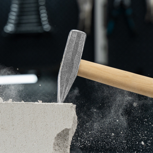 Молоток слесарный, 500 г, квадратный боек, деревянная рукоятка по ценам производителя в Екатеринбурге с доставкой по всей России