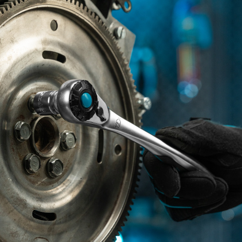 Ключ-трещотка 1/2", CrV, 120 зубьев, с быстрым сбросом, цельнометаллический, хром Gross по ценам производителя в Екатеринбурге с доставкой по всей России