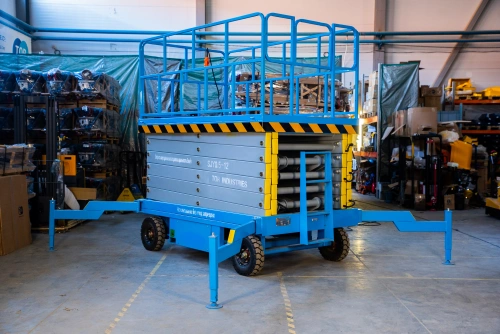 Подъемник ножничный передвижной аккумуляторный 500 кг, 12/14 м, 24/85 В/Ач TOR SJY-0,5-12 DC по ценам производителя в Екатеринбурге с доставкой по всей России