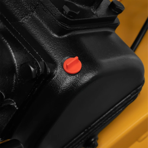 Компрессор воздушный BCV2200/100, ременный привод, 2.2 кВт, 100 литров, 370 л/мин Denzel по ценам производителя в Екатеринбурге с доставкой по всей России