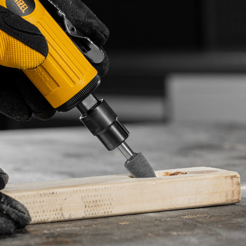 Пневмошлифмашина прямая PGS25000, 25000 об/мин, 10 шлиф. камней, цанга - 3, 6 мм, 113 л/мин Denzel по ценам производителя в Екатеринбурге с доставкой по всей России