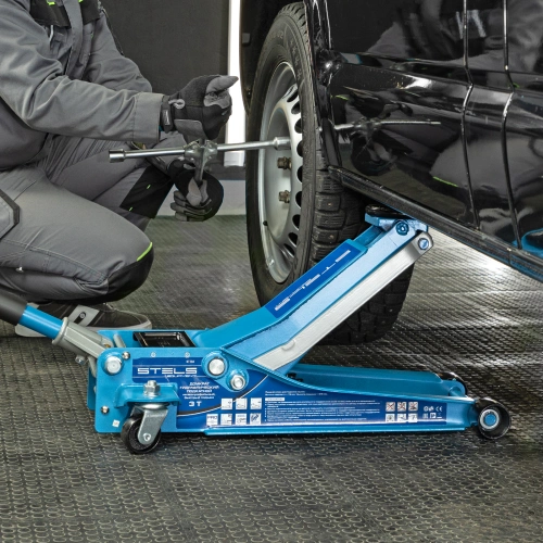 Домкрат гидравлический подкатной, быстрый подъем, 3т Low Profile Quick, 75-515 мм, профессиональный Stels по ценам производителя в Екатеринбурге с доставкой по всей России