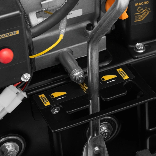 Бензиновая снегоуборочная машина SBM 610DT PRO, 212cc, гусеницы, эл.старт, блок. дифф. Denzel по ценам производителя в Екатеринбурге с доставкой по всей России