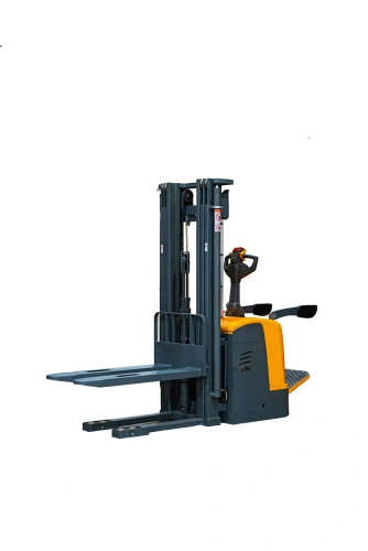 Штабелер самоходный 1,5 т 4,5 м XILIN CDDK15-III 24/200 В/Ач (с платформой) по ценам производителя в Екатеринбурге с доставкой по всей России