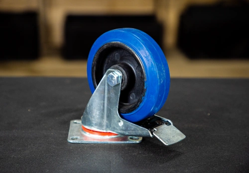 Колесо поворотное резина SRCLb 55 125 мм с тормозом (F) по ценам производителя в Екатеринбурге с доставкой по всей России