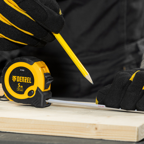 Рулетка 5м х 19мм, двухкомп. корпус, кнопка-пауза Denzel по ценам производителя в Екатеринбурге с доставкой по всей России